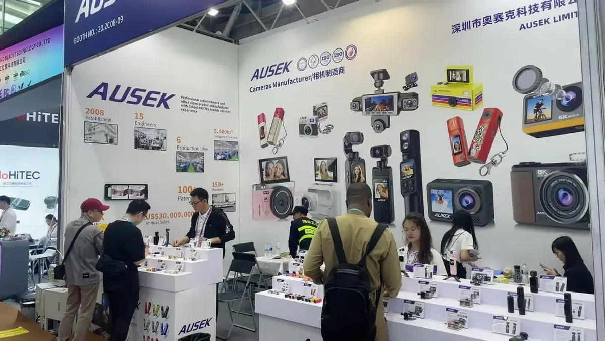 奥赛克展会现场展示摄影摄像产品
